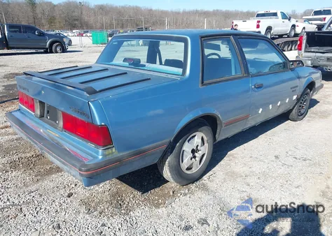 1988 Chevrolet Celebrity z USA, uszkodzony, nr VIN 3G1AW11W8JS525564